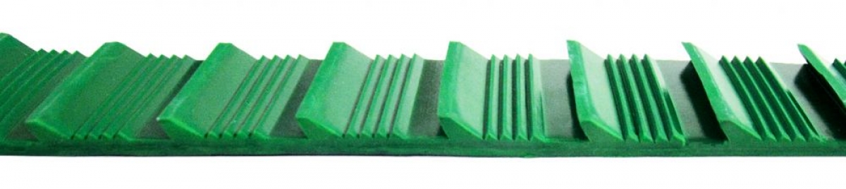 Halbe Matte  -  KEENE 'Miracle Mat' -- Länge = 43,5 cm -- Breite =  25,4 cm -- Höhe = 0,8 cm,  Farbe grün