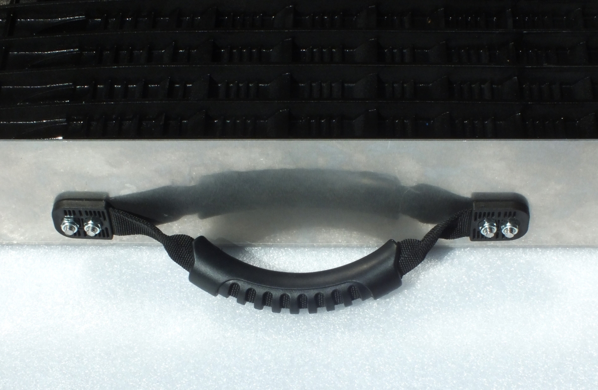 Weltneuheit!!  GRIZZLY MAT, schwarz --- KOMPLETTE WASCHRINNE --- 119,5 cm lang - 25,6 cm breit -- Trichter 45 cm breit -